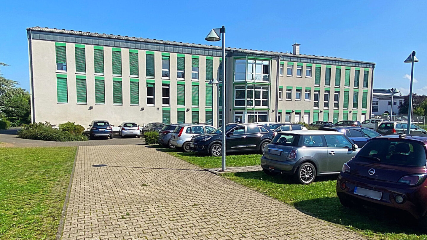 Kombiniertes Büro und Rechenzentrum der GRÜN raw in Kreuzau.